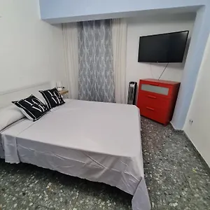 Glenys Habitación en casa particular Málaga