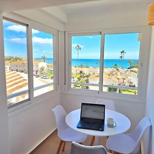 Apartment, Sea View, 200m From The Beach, Close To Town La Cala De Mijas